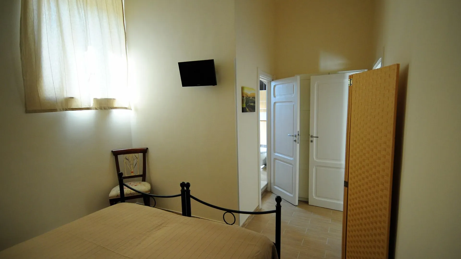 Gilda Rooms & Breakfast Noto 3*,  Włochy